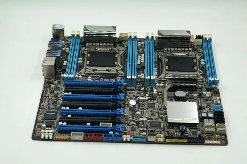 Základní deska Asus Z9PE-D8 WS